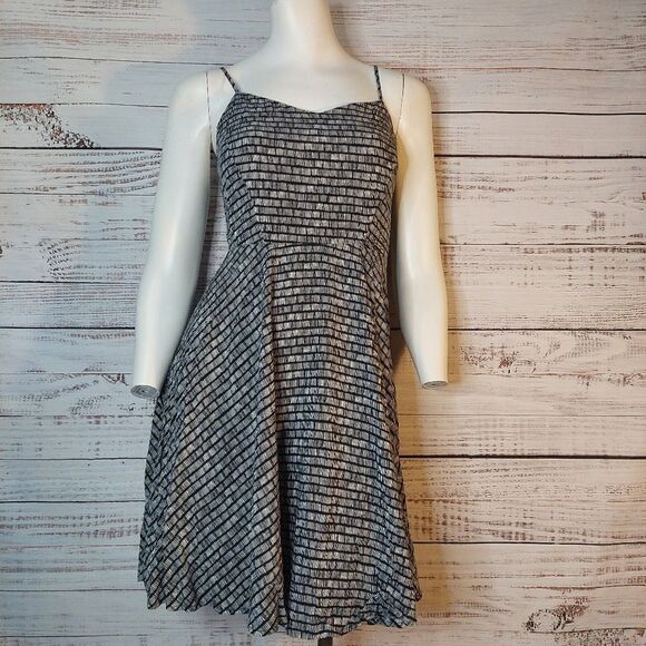 Old Navy Dresses & Skirts - Women's Old Navy Black/White  Dress sz S/P